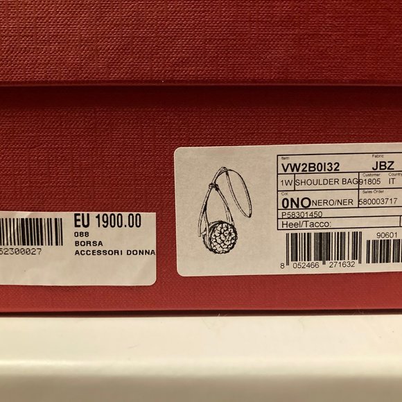 Valentino Garavani 03 Rose Edition Atelier Round Leather Crossbody Bag - Picture 5 of 5